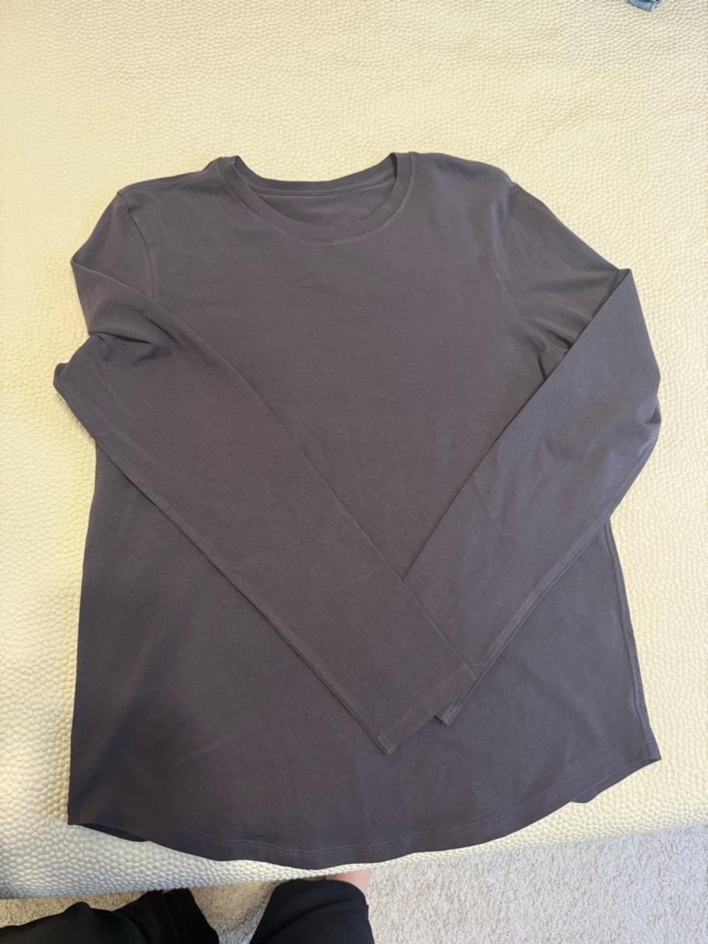 lululemon athletica Long Sleeve 
 in Dark Navy/Plum